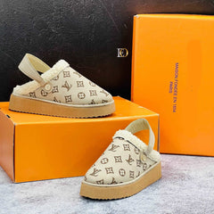 Lv sandal style slippers