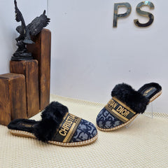 CD top cotton style slippers