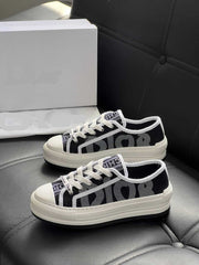 CD new women's sports shoes