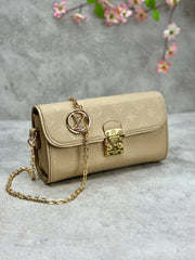 LV Pochette Camille