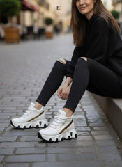 high-soled women's sports shoes