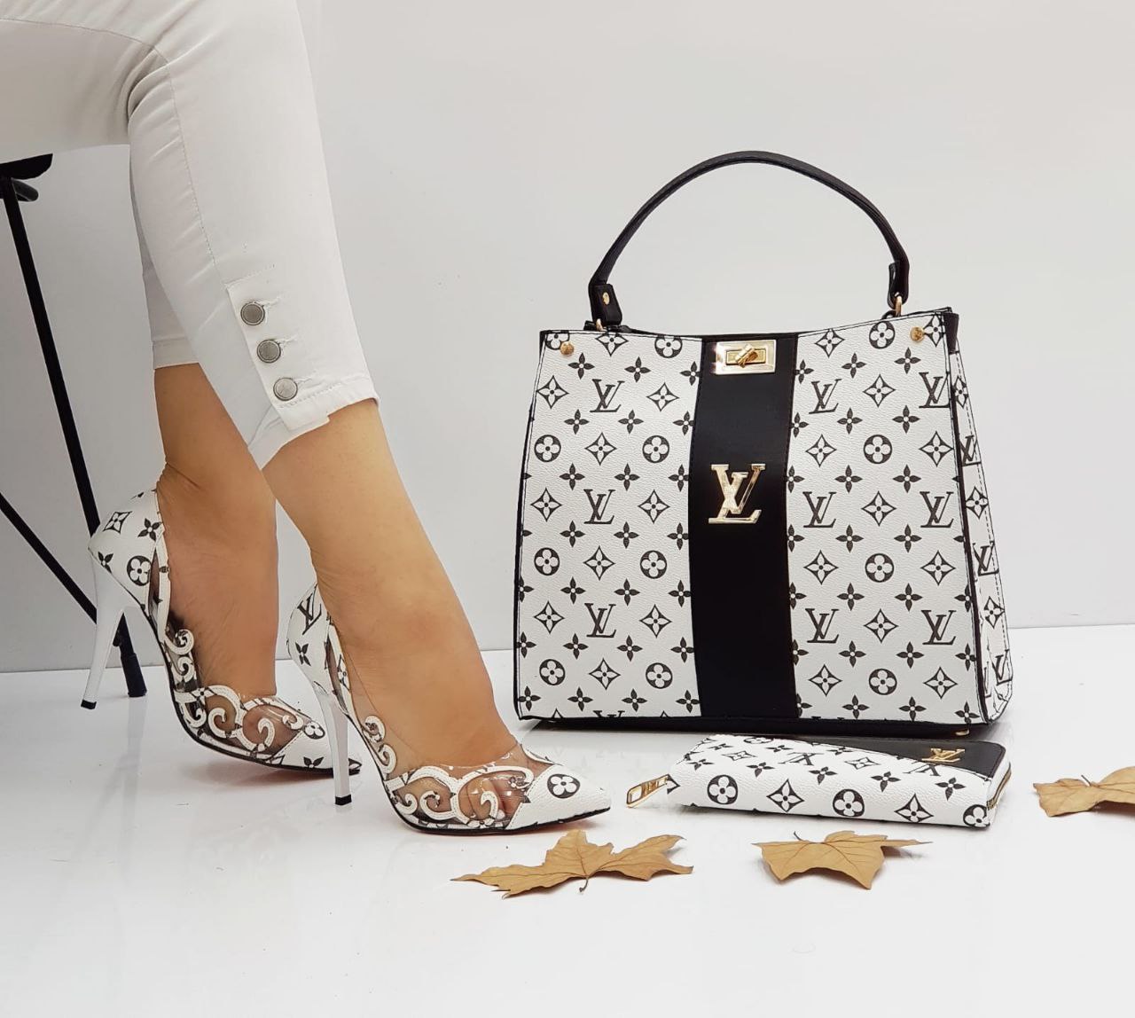 LV Transparent heeled shoes bag set