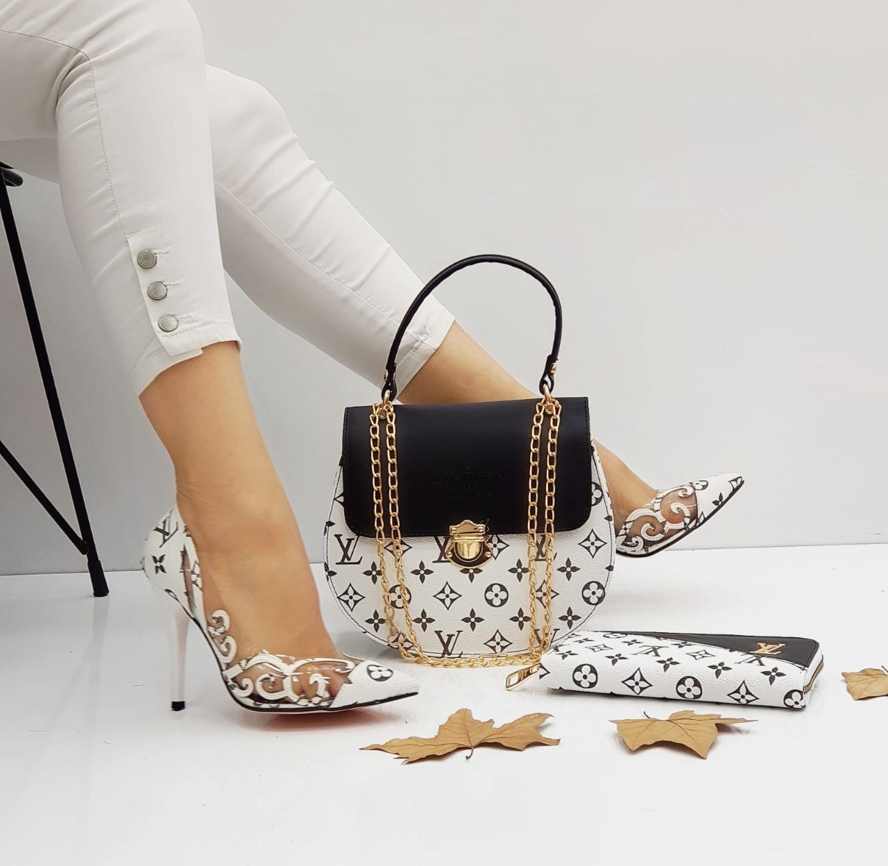 LV Transparent heeled shoes bag set