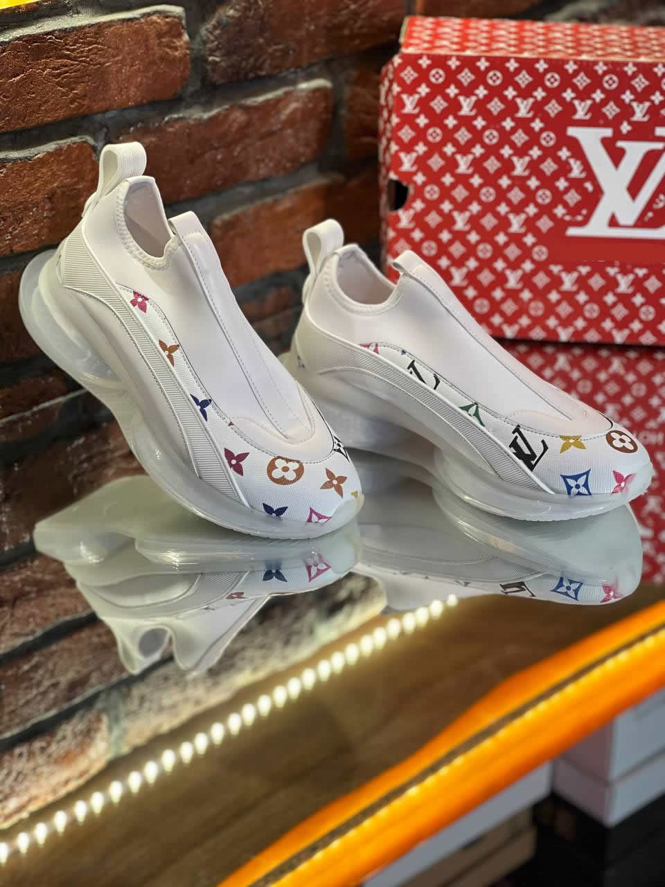 LV light sheer shoes