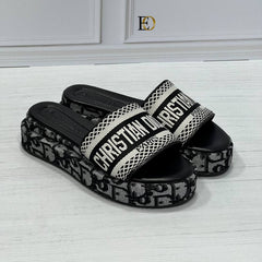 high sole christian D slippers