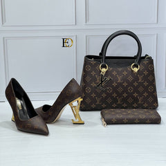 Heeled shoes set with LV logo on the heel