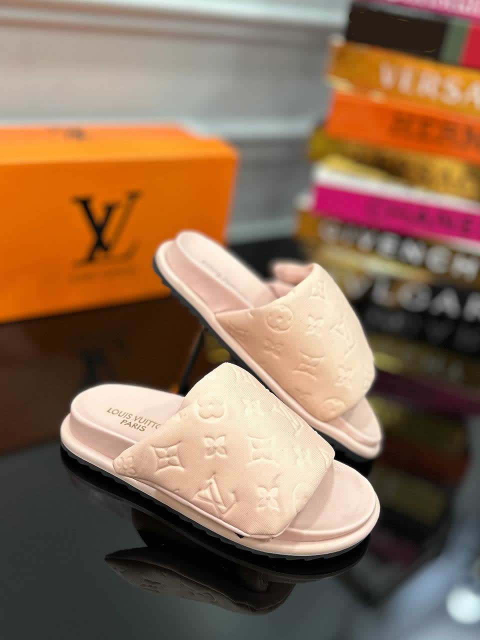 LV new season big style slippers