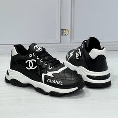 New season channal sneakers