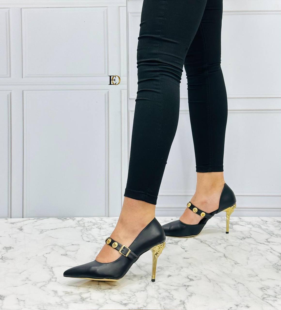 Versaca pointed heels