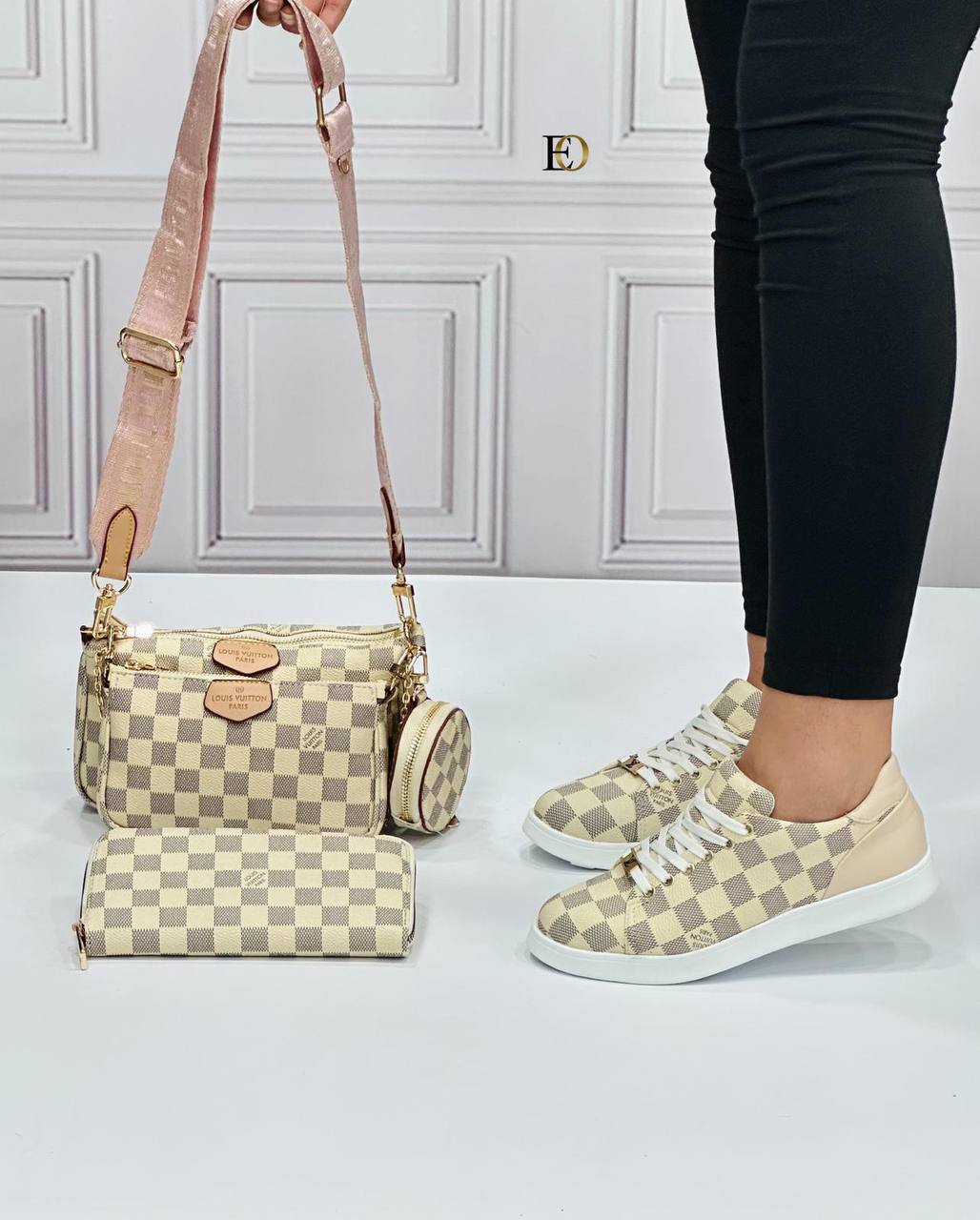 New season LV patterned shoe bag set