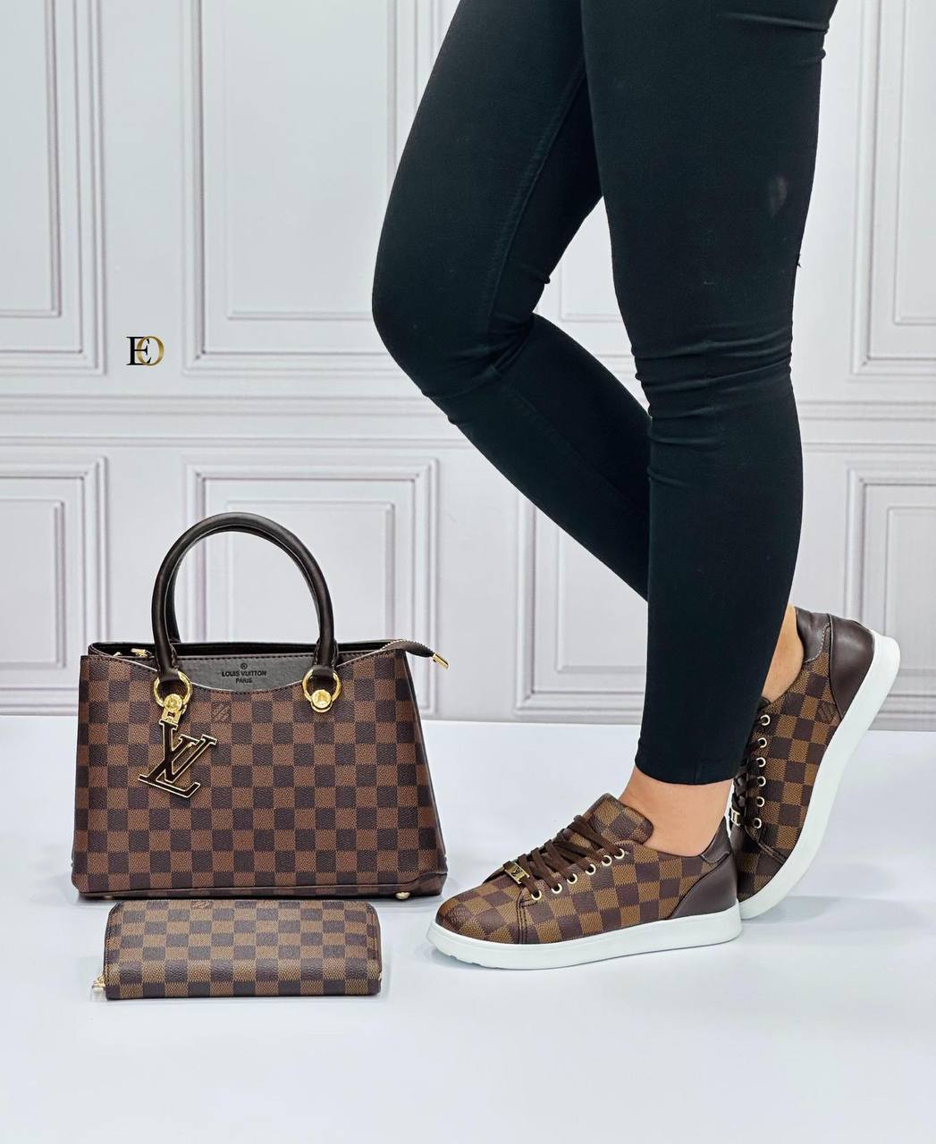 New season LV patterned shoe bag set