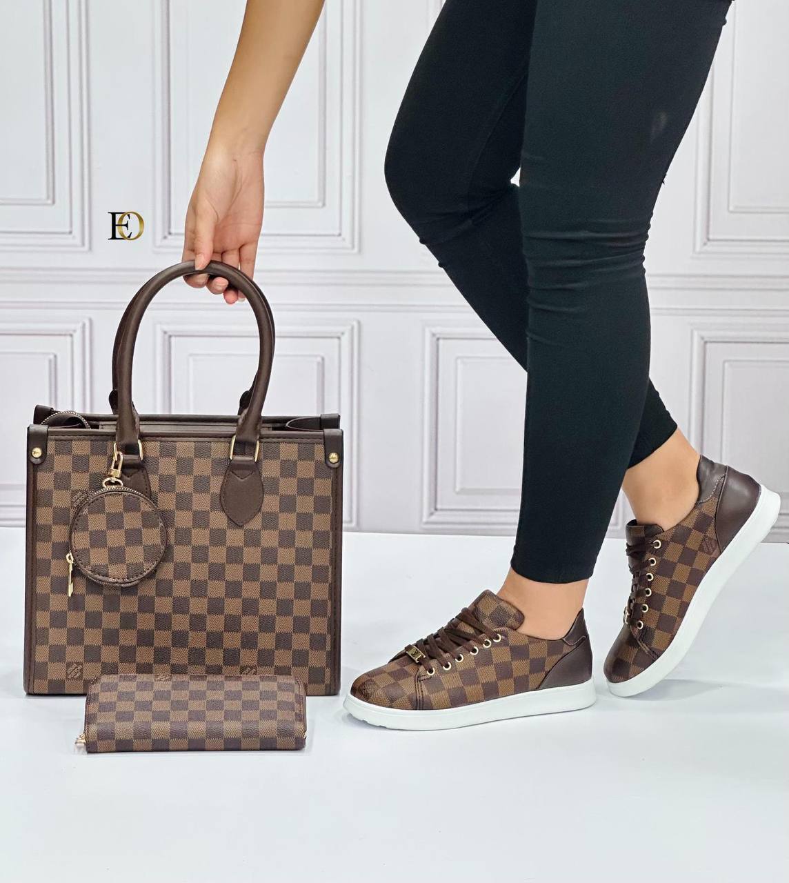 New season LV patterned shoe bag set