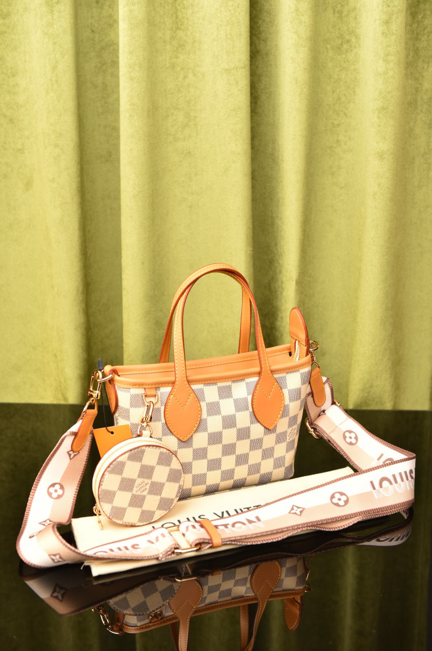 LV Neverfull BB