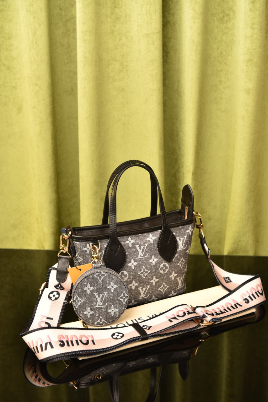 LV Neverfull BB