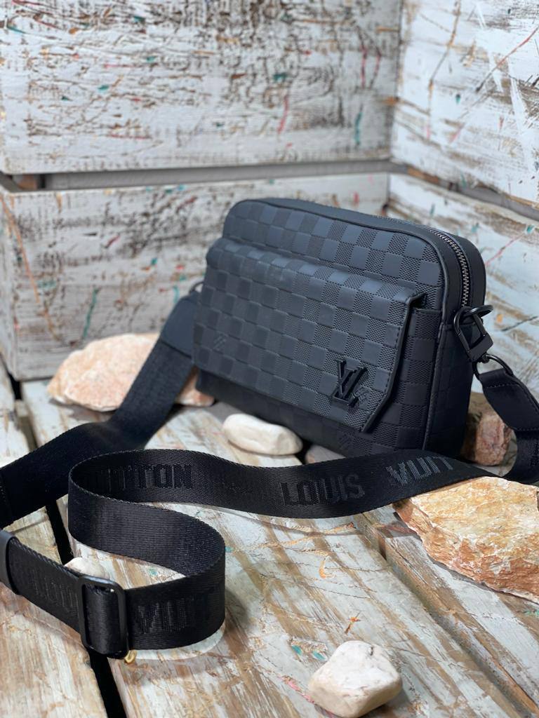 New lv men's shoulder bag