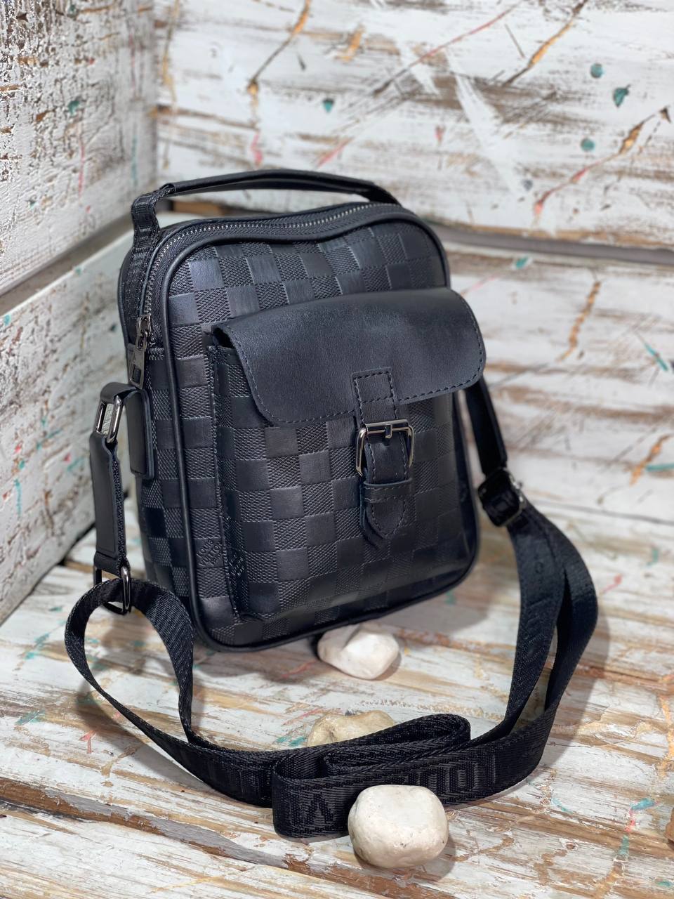 Men's shoulder and hand bags