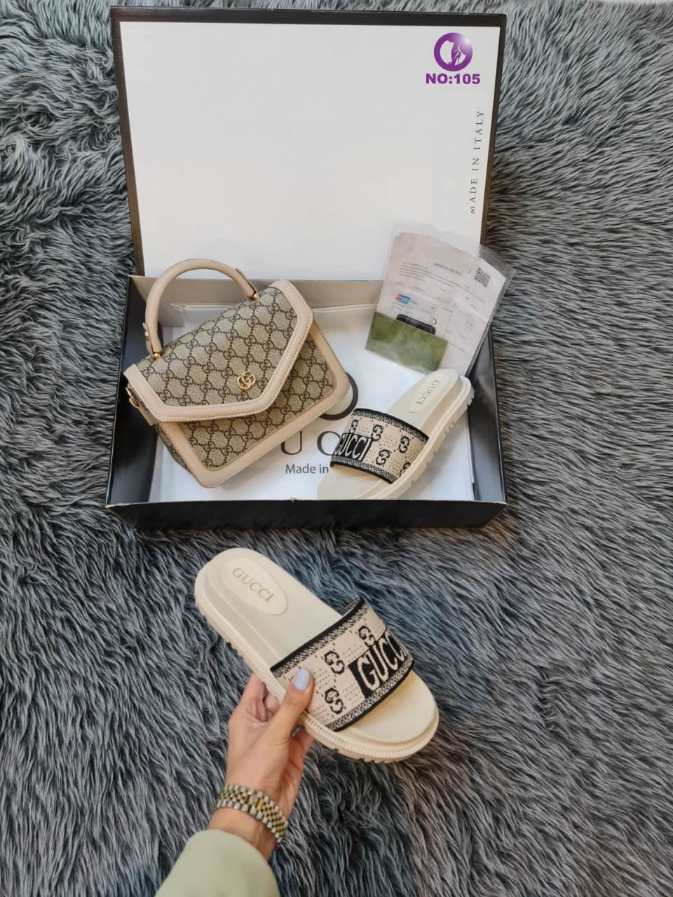 GG flat style slippers set