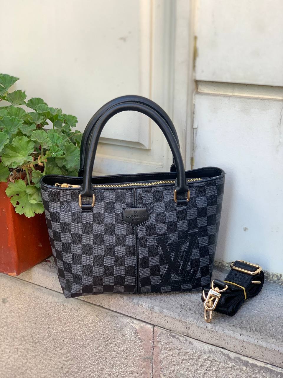 LV regular handbags