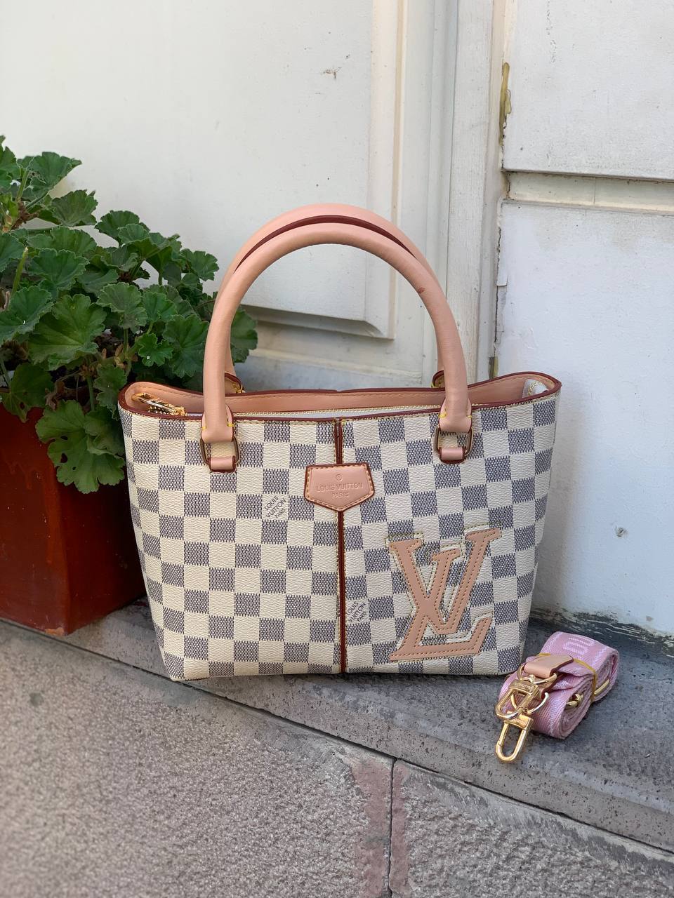 LV regular handbags