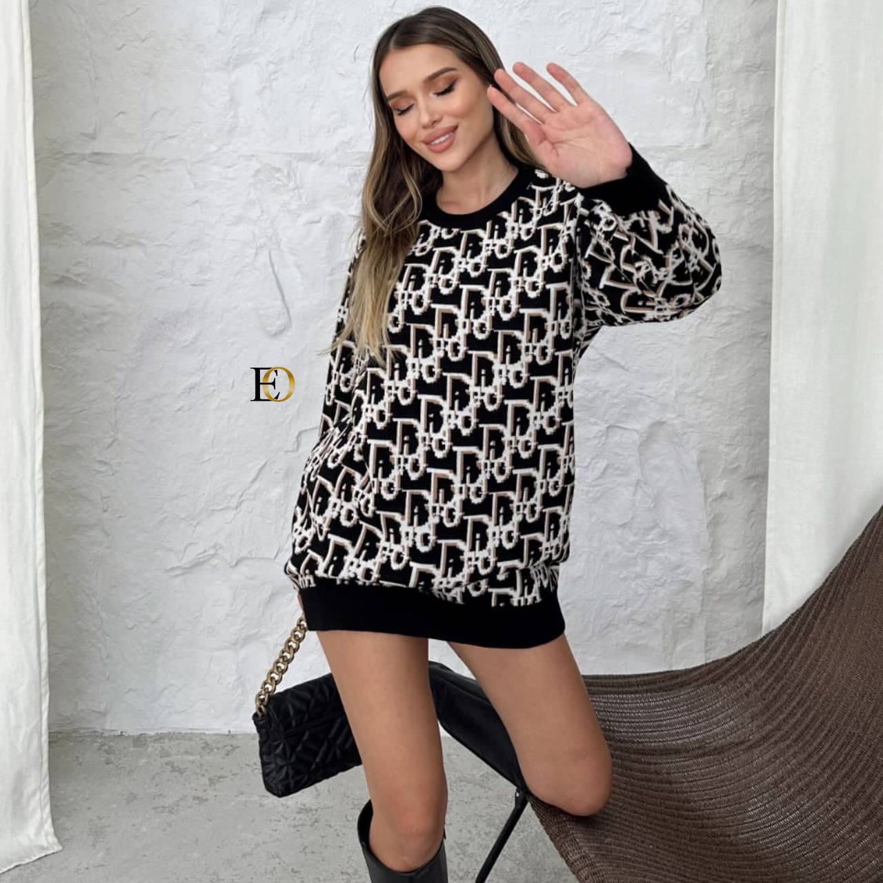 Pattern Crew Neck Knit Sweater