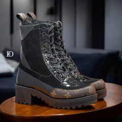 new season lv thick boots