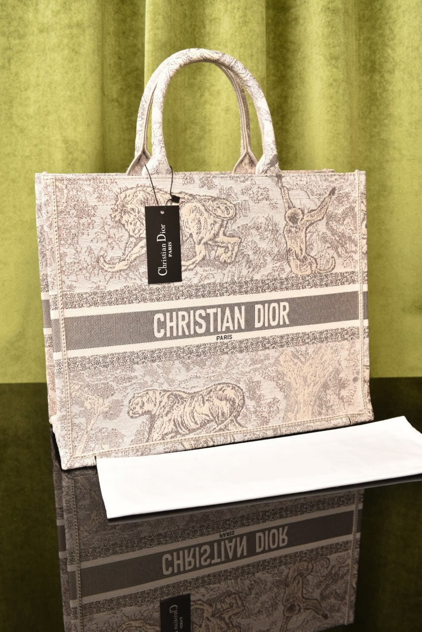 CD medium tote bag