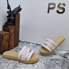 CD new slippers