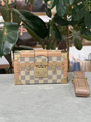 LV PETITE MALLE