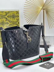 GG bucket model bag