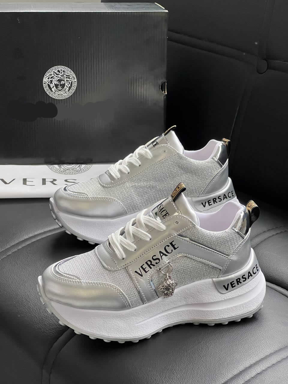 varsaca new good shoes