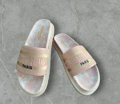 CD slippers