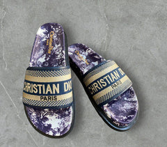 CD slippers
