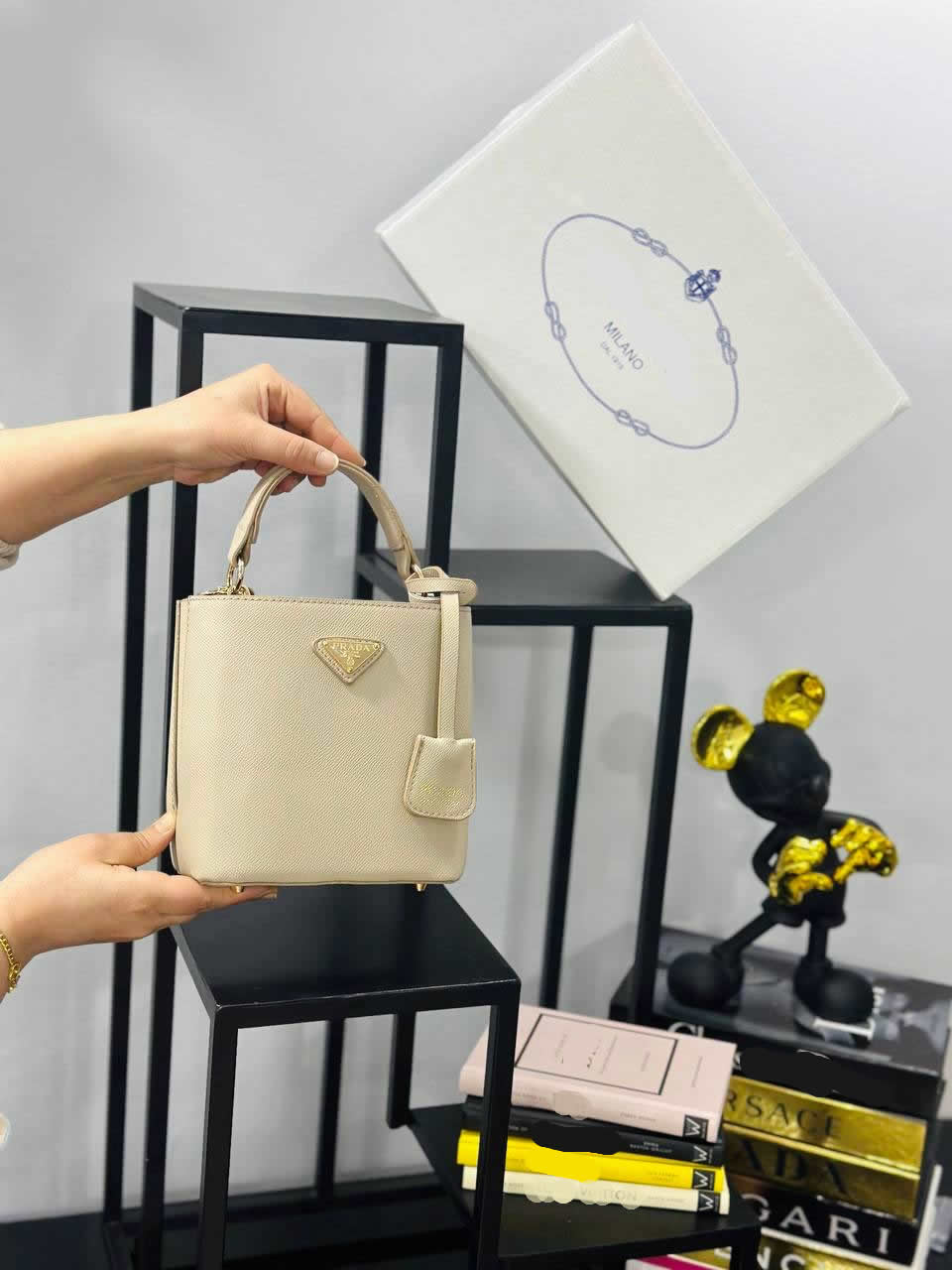 prad bucket model bag