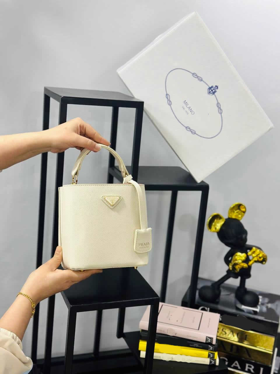 prad bucket model bag