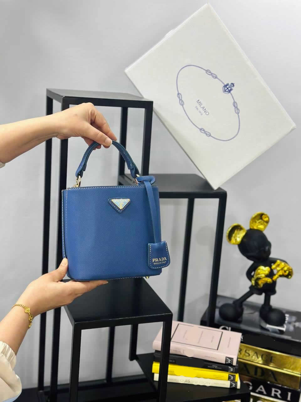 prad bucket model bag