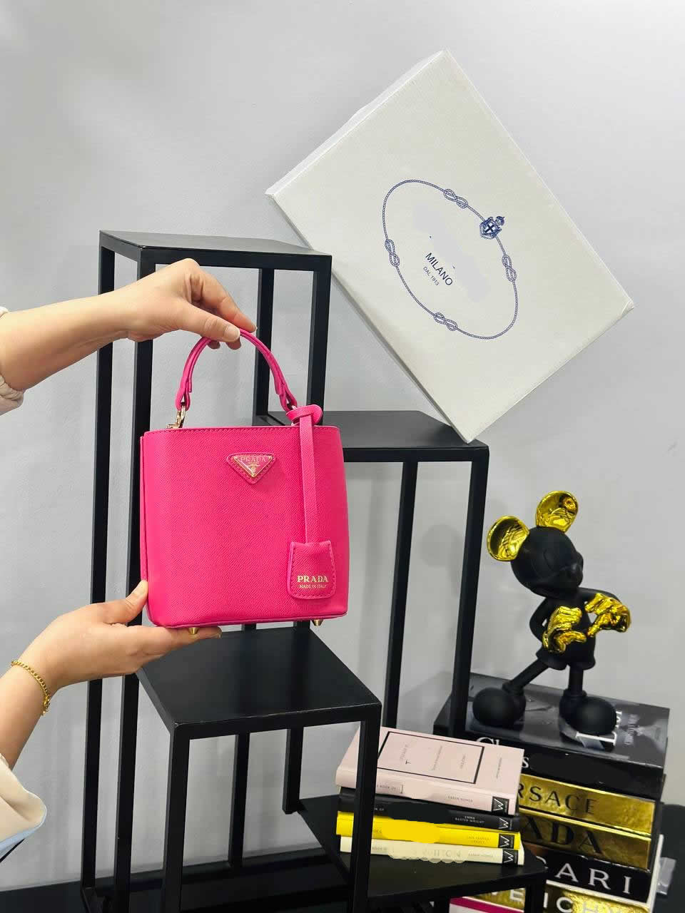 prad bucket model bag