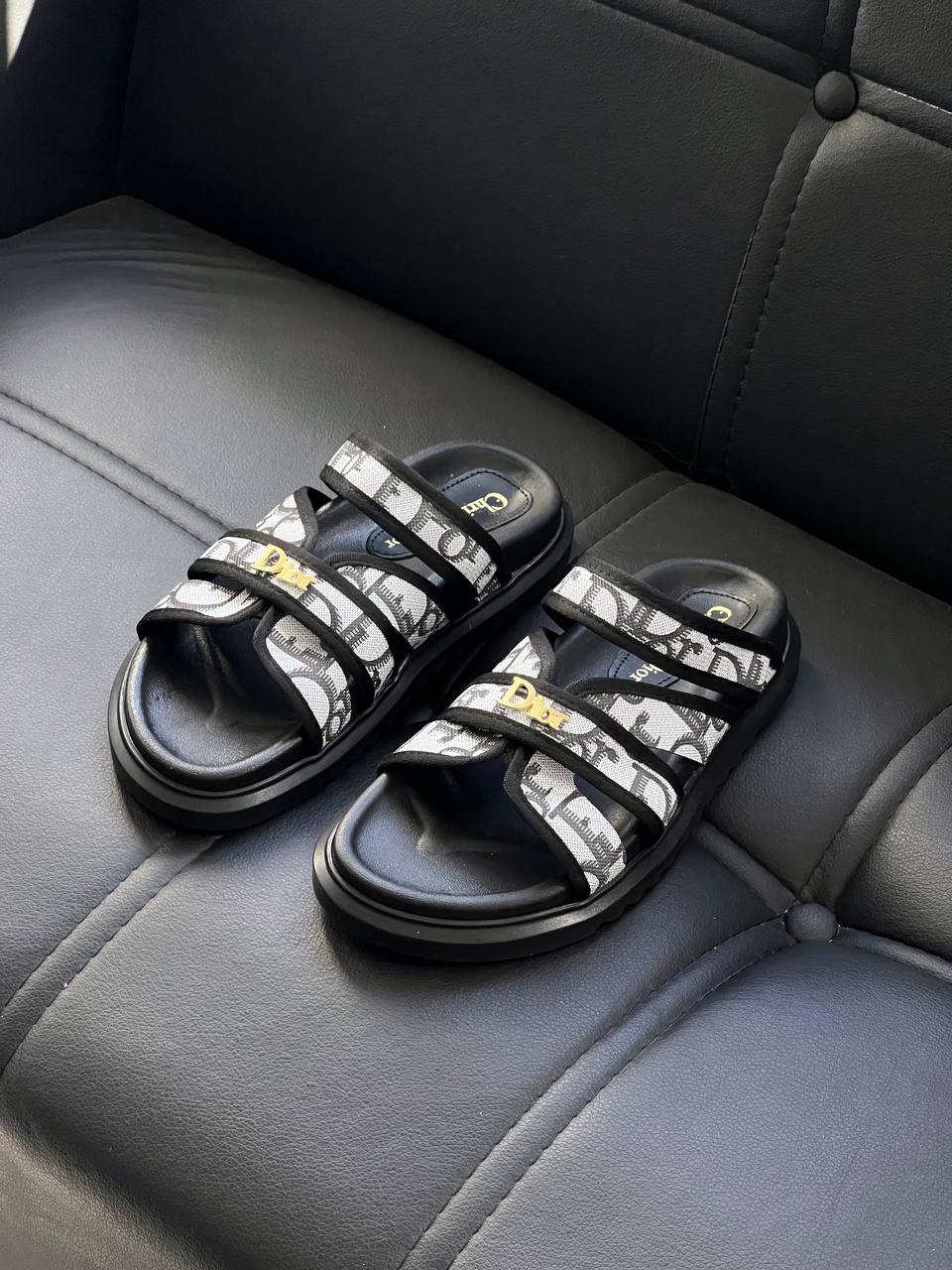 CD new sandals