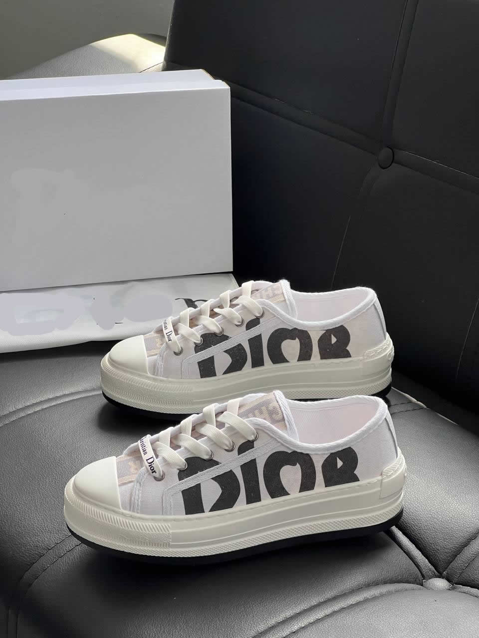 CD new women's sports shoes