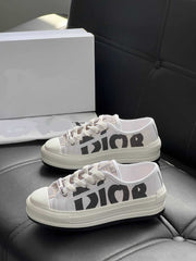 CD new women's sports shoes