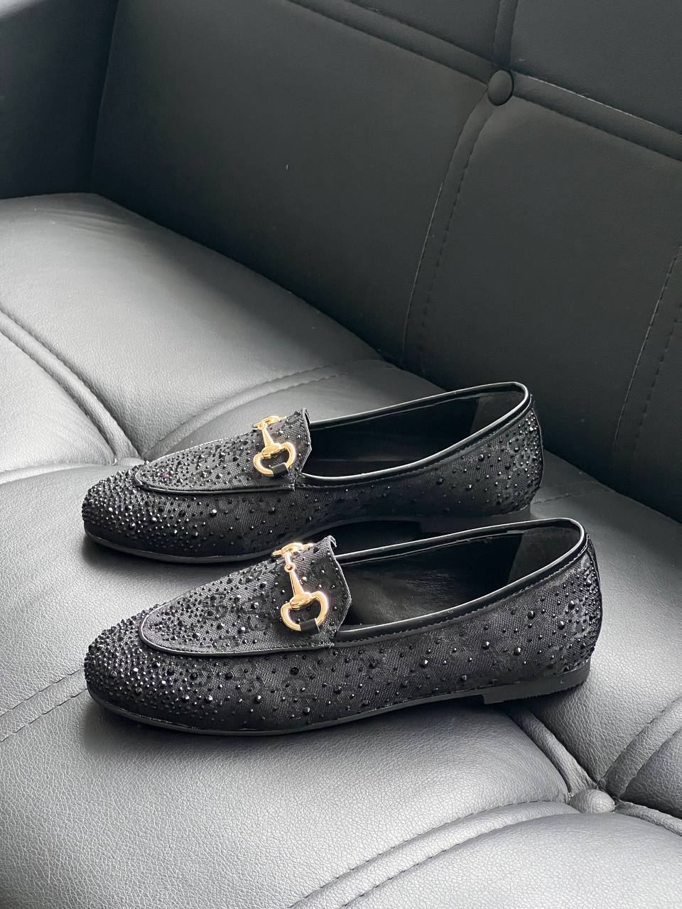 good sandals with gg stones
