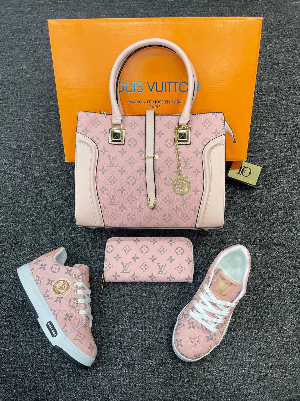 New season LV bag shoes and wallet set