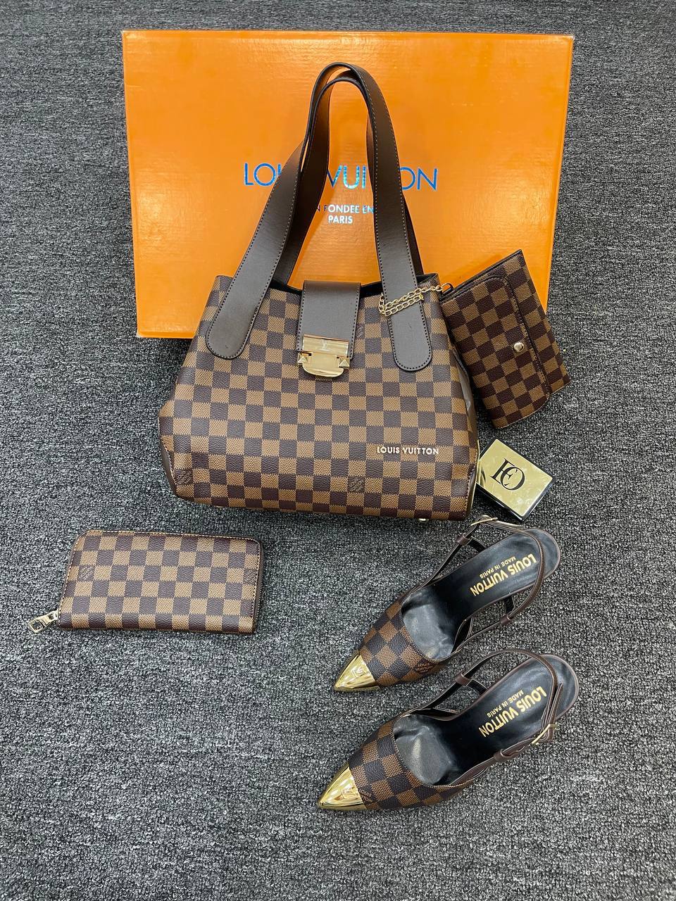 New season pointed lv heeled shoe sets