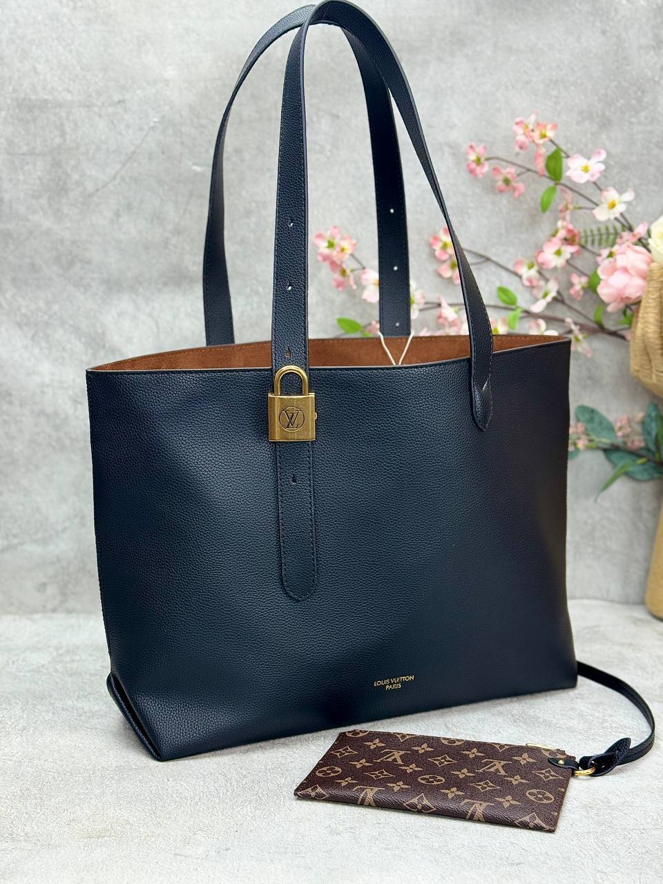 LV Low Key Cabas MM
