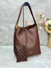 LV Low Key hobo MM