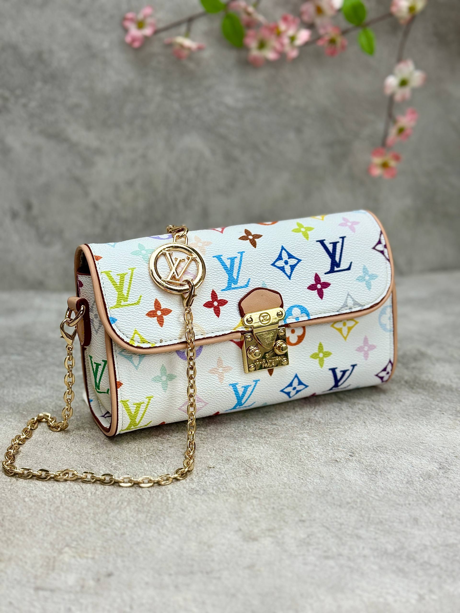 LV Pochette Camille