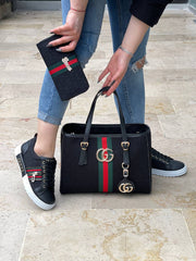 Black shoe bag set with side zipper