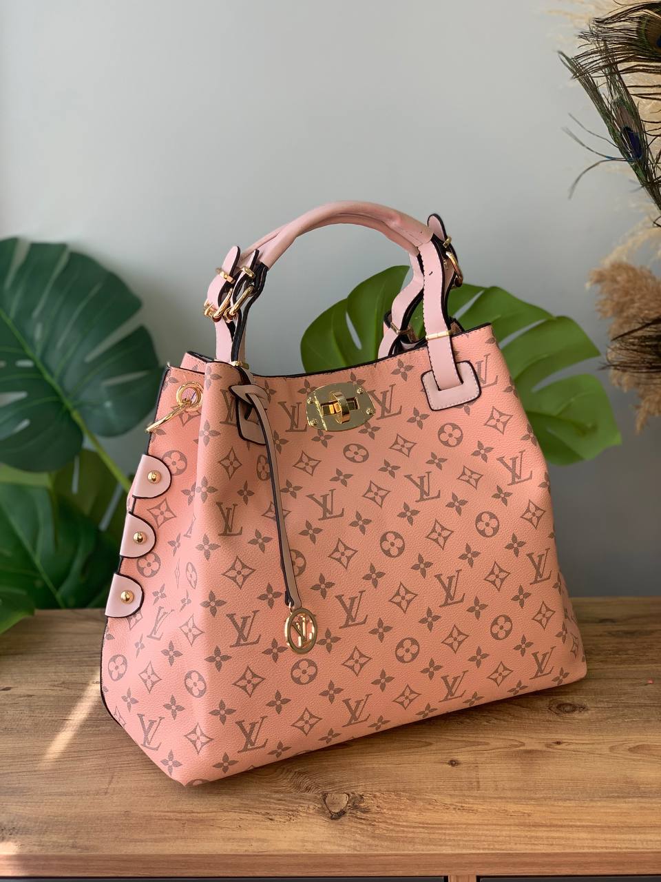 LV angora bag models