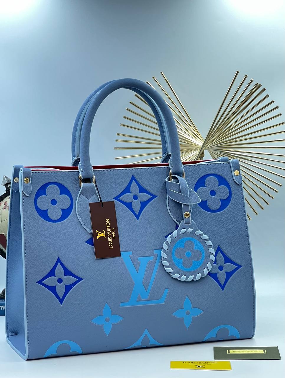 LV ONTHEGO NEW MODEL