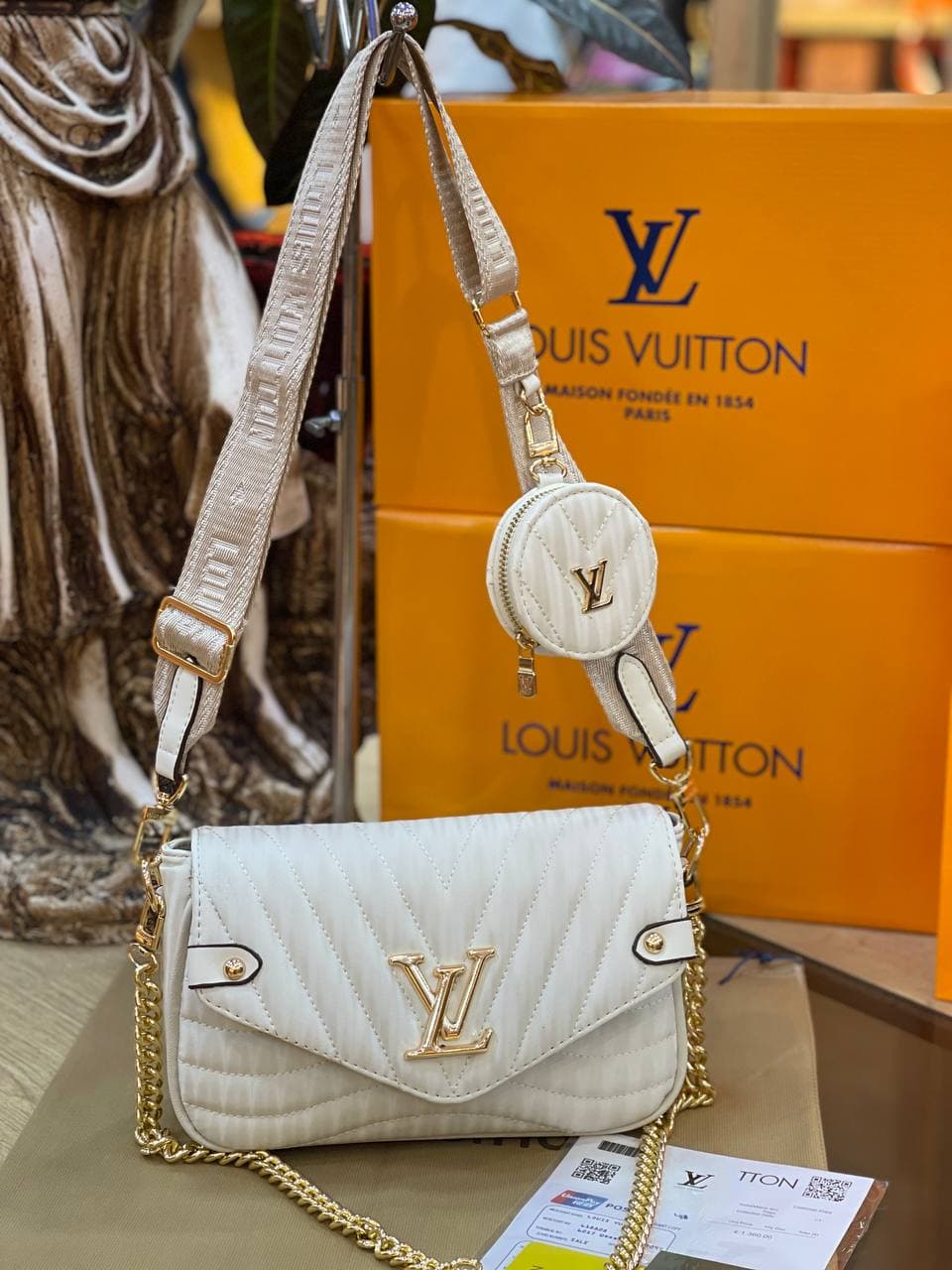 LV New Season quality bag 2