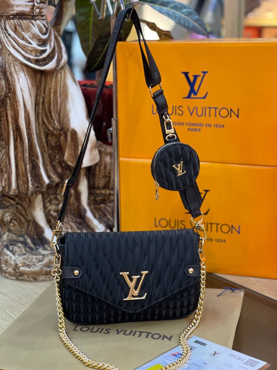 LV New Season quality bag 2